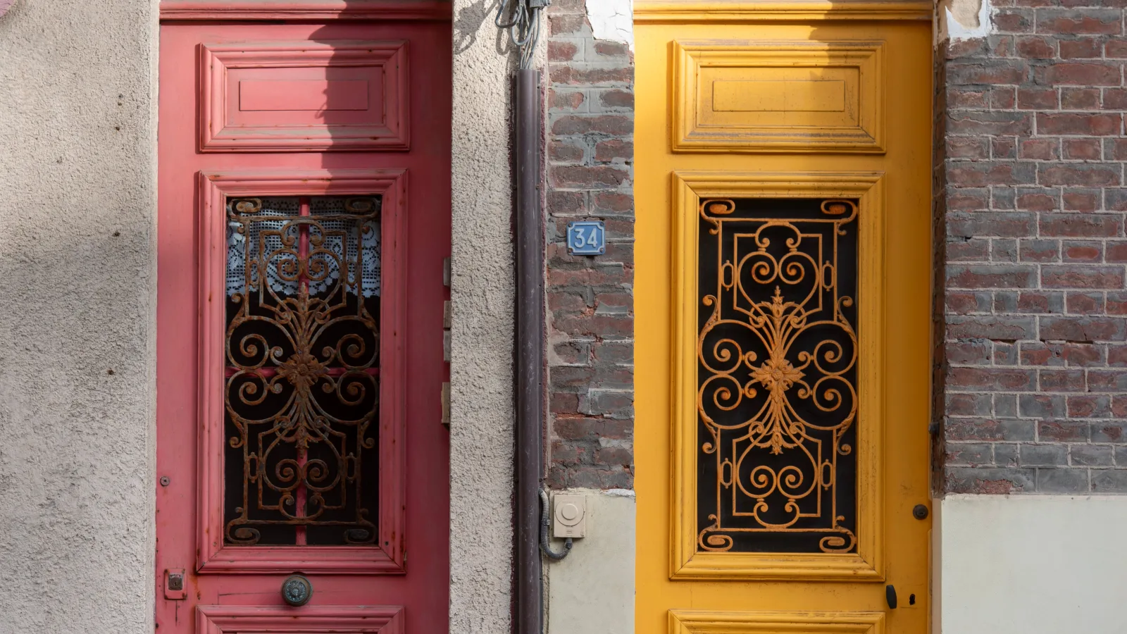 Two Buyers, Same Budget, Different Outcomes: A Comparison
