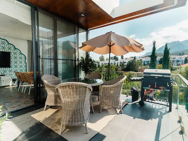 Möbliertes 2+1 Apartment mit Terrasse in Eden Garden, Ansicht 2