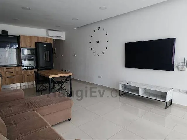 Zwei Schlafzimmer mit Pool und Dachterrasse, Ansicht 3