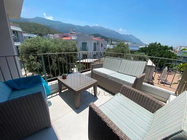 Möblierte Wohnung mit Dachterrasse im Milos Park, Ansicht 3