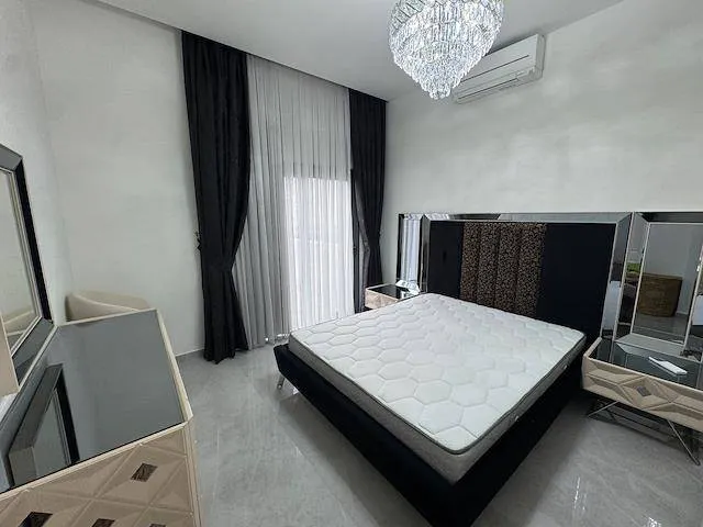 Apartment zum Verkauf in Kyrenia: Erdgeschosswohnung mit Terrasse und zwei Schlafzimmern