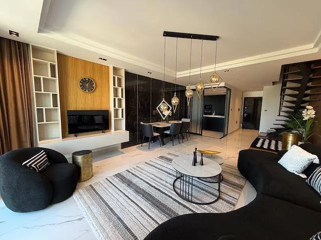 Stilvolles Loft mit Dachpool und Sauna, Ansicht 2